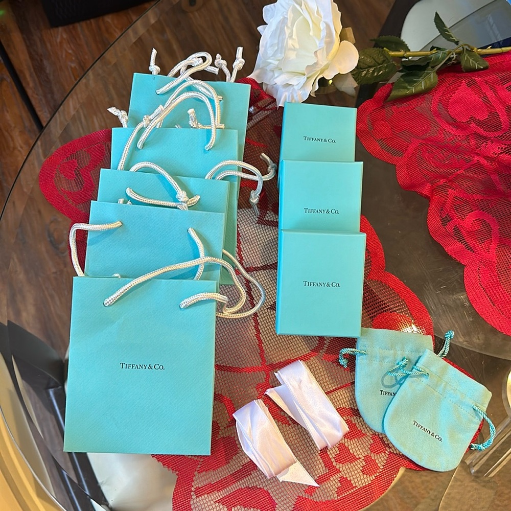 Tiffany gift bags and boxes